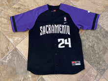Load image into Gallery viewer, Vintage Sacramento Kings Bobby Jackson Nike Baseball Basketball Jersey, Size Medium