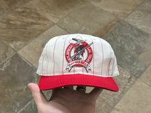 Load image into Gallery viewer, Vintage UNLV Runnin’ Rebels Starter Snapback College Hat
