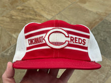 Load image into Gallery viewer, Vintage Cincinnati Reds Youngan Snapback Baseball Hat