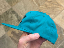 Load image into Gallery viewer, Vintage San Jose Sharks G Cap Youngan Snapback Hockey Hat
