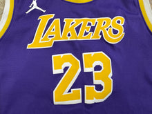 Load image into Gallery viewer, Los Angeles Lakers LeBron James Nike Basketball Jersey, Size Youth Large, 14-16