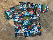 Load image into Gallery viewer, Vintage San Francisco Giants Reyn Spooner Hawaiian Baseball TShirt, Size Large