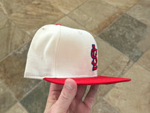 Load image into Gallery viewer, Vintage St. Louis Cardinals New Era Fitted Pro Baseball Hat, Size 7 1/2