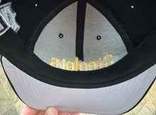 Load image into Gallery viewer, Vintage Pittsburgh Steelers Starter Football Hat