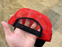 Load image into Gallery viewer, Vintage Oregon State Beavers Three Stripe Snapback College Hat