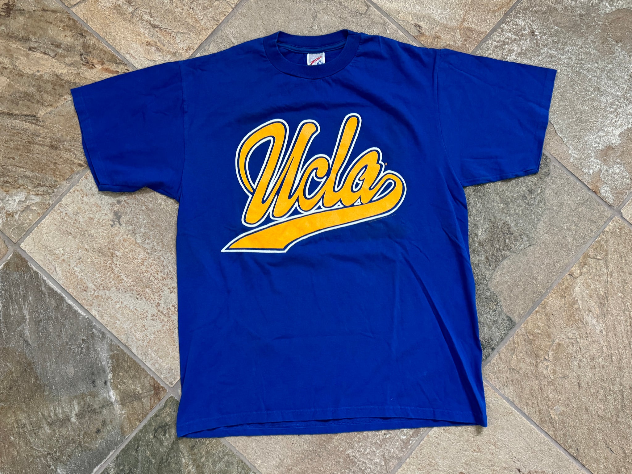 Vintage UCLA Bruins College TShirt, Size XL – Stuck In The 90s Sports