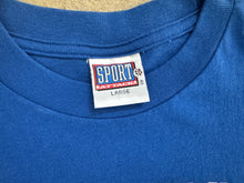 Load image into Gallery viewer, Vintage Kentucky Wildcats 1998 National Champions College Basketball TShirt, Size Large