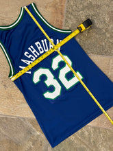 Load image into Gallery viewer, Vintage Dallas Mavericks Jamal Mashburn Champion Basketball Jersey, Size 40, Medium