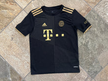 Load image into Gallery viewer, FC Bayern Munich Adidas Soccer Jersey, Size Youth Medium 10-12