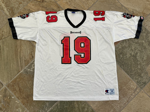 Vintage Tampa Bay Buccaneers Keyshawn Johnson Champion Football Jersey, Size 48, XL