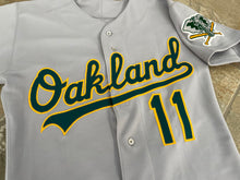 Load image into Gallery viewer, Vintage Oakland Athletics Pettis Game Worn Russell Baseball Jersey, Size 42, Medium