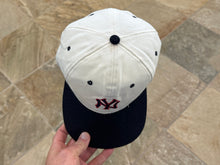 Load image into Gallery viewer, Vintage New York Yankees Sports Specialties Plain Logo Snapback Baseball Hat
