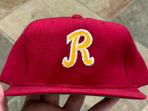 Vintage Washington Redskins Sports Specialties Plain Logo Snapback Football Hat