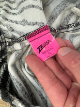 Load image into Gallery viewer, Vintage Los Angeles Raiders Zubaz Football Pants, Size XL