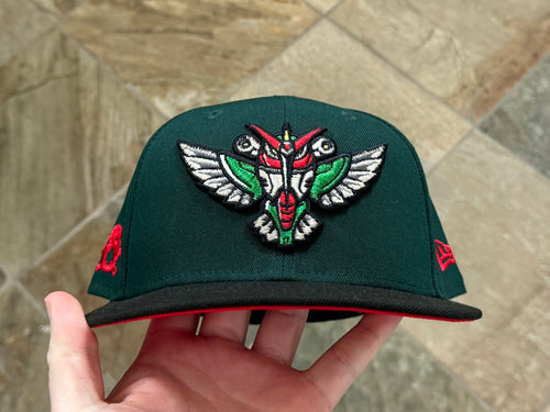 Hat Club Bionic Hummingbird, Clinker CircleCityJ, New Era Pro Fitted Baseball Hat, Size 7 1/2 ***