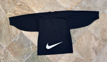 Load image into Gallery viewer, Vintage Team Canada Nike Hockey Jersey, Size Medium