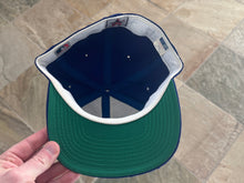 Load image into Gallery viewer, Vintage Atlanta Braves Youngan Pro Fitted Baseball Hat, Size 7 1/8