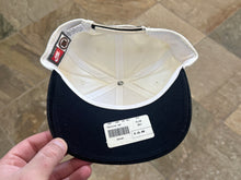 Load image into Gallery viewer, Vintage Philadelphia Flyers Nike Strapback Hockey Hat