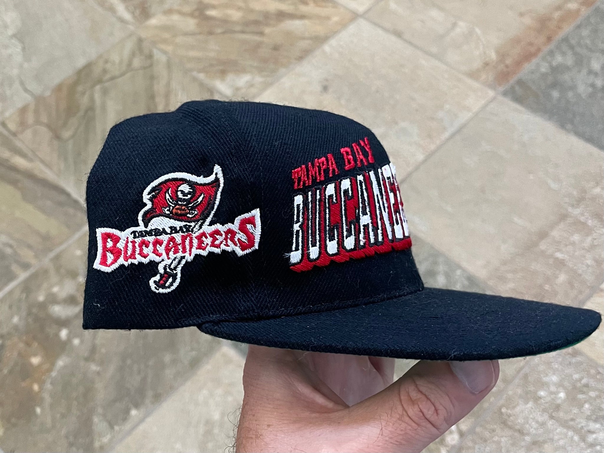 Vintage 90s Tampa Bay Buccaneers SnapBack Hat Logo 7