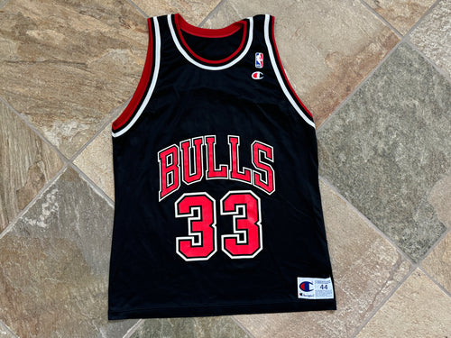 Vintage Chicago Bulls Scottie Pippen Champion Basketball Jersey, Size 44, Large
