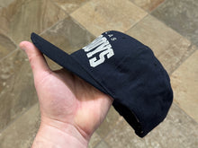 Load image into Gallery viewer, Vintage Dallas Cowboys Starter Arch Snapback Football Hat