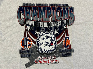 Vintage UCONN Huskies National Champion Basketball College TShirt, Size XXL