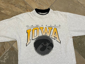 Vintage Iowa Hawkeyes College TShirt, Size XL