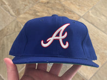 Load image into Gallery viewer, Vintage Atlanta Braves Youngan Pro Fitted Baseball Hat, Size 7 1/8