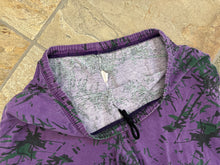 Load image into Gallery viewer, Vintage Milwaukee Bucks Zubaz Basketball Pants, Size Medium