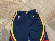 Load image into Gallery viewer, Golden State Warriors Nike Basketball Shorts, Size Youth Medium, 10-12