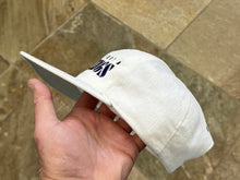 Load image into Gallery viewer, Vintage Minnesota Vikings Snapback Football Hat