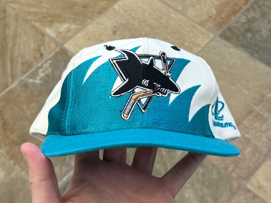 Vintage San Jose Sharks Logo Athletic Sharktooth Snapback Hockey Hat