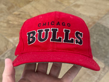Load image into Gallery viewer, Vintage Chicago Bulls Starter Arch Snapback Basketball Hat