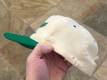 Load image into Gallery viewer, Vintage Philadelphia Eagles Starter Snapback Football Hat