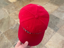 Load image into Gallery viewer, Vintage Chicago Bulls Starter Arch Snapback Basketball Hat
