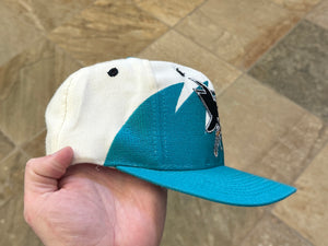 Vintage San Jose Sharks Logo Athletic Sharktooth Snapback Hockey Hat