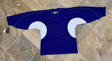 Load image into Gallery viewer, Vintage Los Angeles Kings Reebok Hockey Jersey, Size Medium
