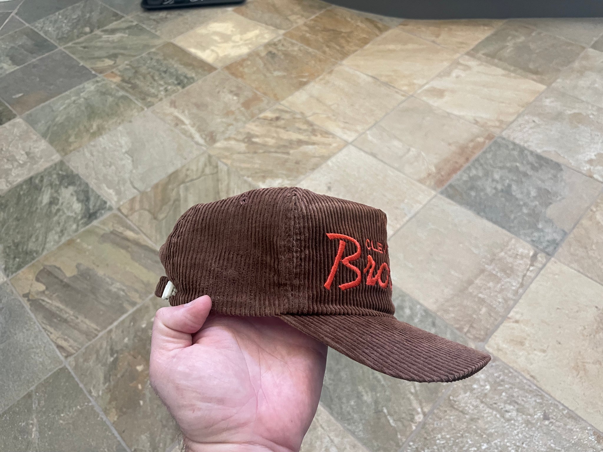 Vintage Cleveland Browns Sports Specialties Corduroy Script Strapback –  Stuck In The 90s Sports