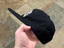 Load image into Gallery viewer, Vintage Los Angeles Raiders Starter Arch Snapback Football Hat