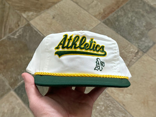 Vintage Oakland Athletics Universal Snapback Baseball Hat