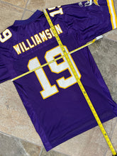 Load image into Gallery viewer, Vintage Minnesota Vikings Troy Williamson Reebok Football Jersey, Size Medium
