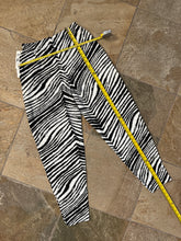 Load image into Gallery viewer, Vintage Los Angeles Raiders Zubaz Football Pants, Size Medium
