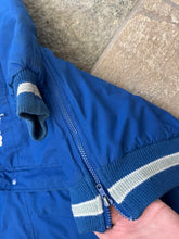 Load image into Gallery viewer, Vintage Dallas Cowboys Starter Parka Football Jacket, Size Medium