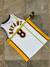 Load image into Gallery viewer, Vintage Los Angeles Lakers Kobe Bryant Nike Basketball Jersey, Size Medium