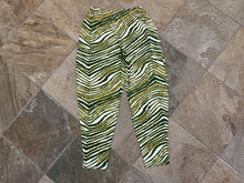 Load image into Gallery viewer, Vintage Green Bay Packers Zubaz Football Pants, Size XL