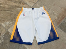 Load image into Gallery viewer, Golden State Warriors Adidas Basketball Shorts, Size Youth Small, 6-8