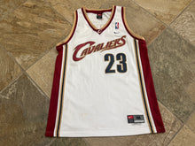 Load image into Gallery viewer, Vintage Cleveland Cavaliers Lebron James Nike Basketball Jersey, Size Medium