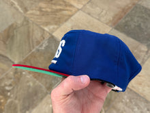 Load image into Gallery viewer, Vintage New York Giants New Era Snapback Football Hat
