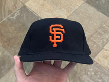 Load image into Gallery viewer, Vintage San Francisco Giants New Era Pro Fitted Baseball Hat, Size 7 1/2