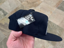 Load image into Gallery viewer, Vintage Georgetown Hoyas Starter Snapback College Hat
